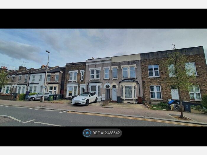 1 Bedroom Flat To Rent In Cann Hall Road, London, E11