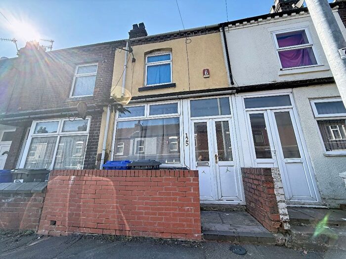 2 Bedroom Terraced House For Sale In King William Street, Tunstall, Stoke-On-Trent, Staffordshire, ST6