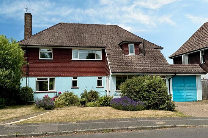 4 Bedroom House For Sale In Busbridge, Godalming, GU7