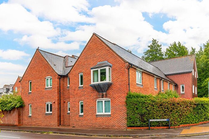 2 Bedroom Apartment For Sale In Kelham Gardens, Marlborough, Wiltshire, SN8