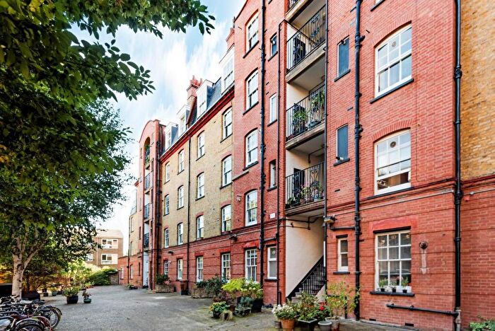 1 Bedroom Apartment To Rent In Mendip House, Welwyn Street, London, E2