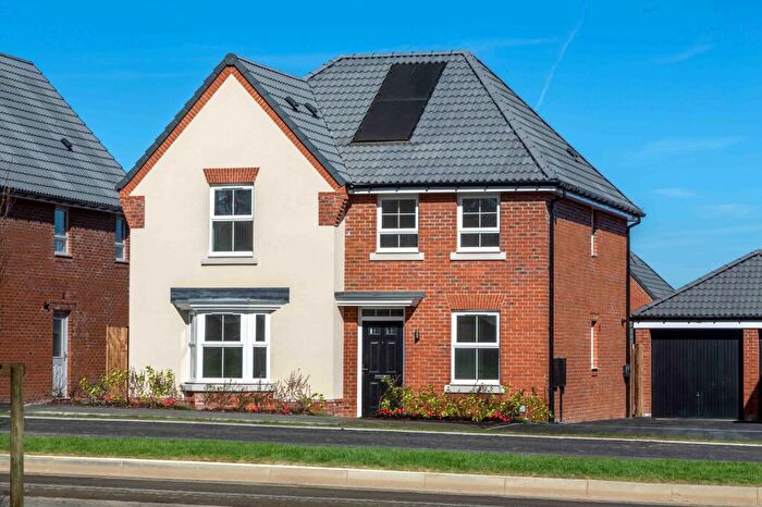 4 Bedroom Detached House For Sale In St Laurence Avenue, Aylesford, Maidstone, Kent, ME16