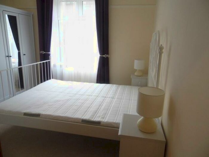 2 Bedroom Ground Flat To Rent In Penrith Drive Flat / Glasgow, G12