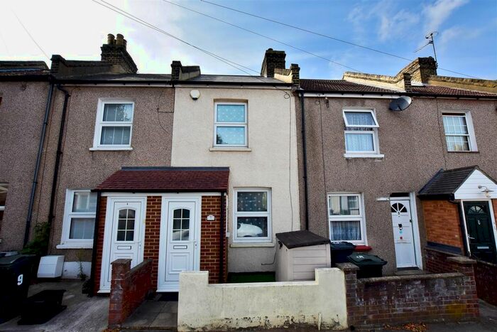 2 Bedroom Terraced House To Rent In Marriott Road, Dartford, DA1