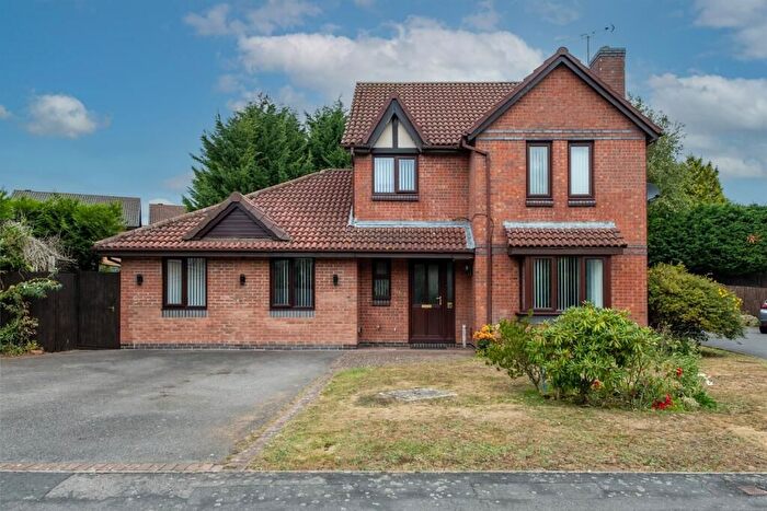 6 Bedroom Detached House For Sale In Vilia Close, Burbage, Hinckley, LE10