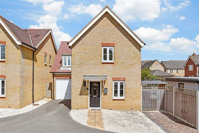 4 Bedroom Detached House For Sale In Ardent Road, Whitfield, Dover, Kent, CT16