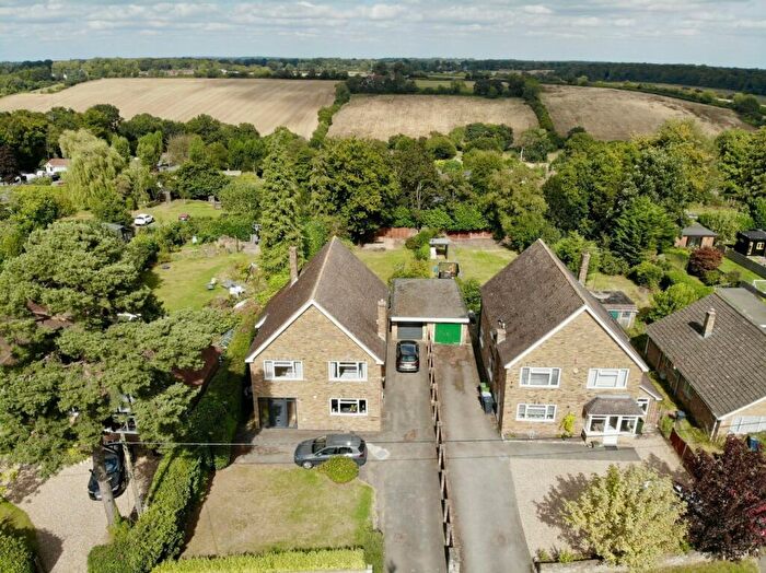 5 Bedroom Detached House For Sale In Chartridge Lane, Chesham, Buckinghamshire, HP5