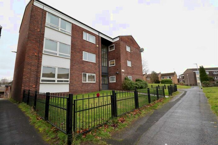 1 Bedroom Flat To Rent In Buckfast Close, Macclesfield, Cheshire, SK10