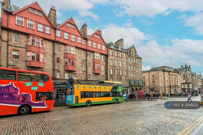 1 Bedroom Flat To Rent In Lawnmarket, Edinburgh, EH1