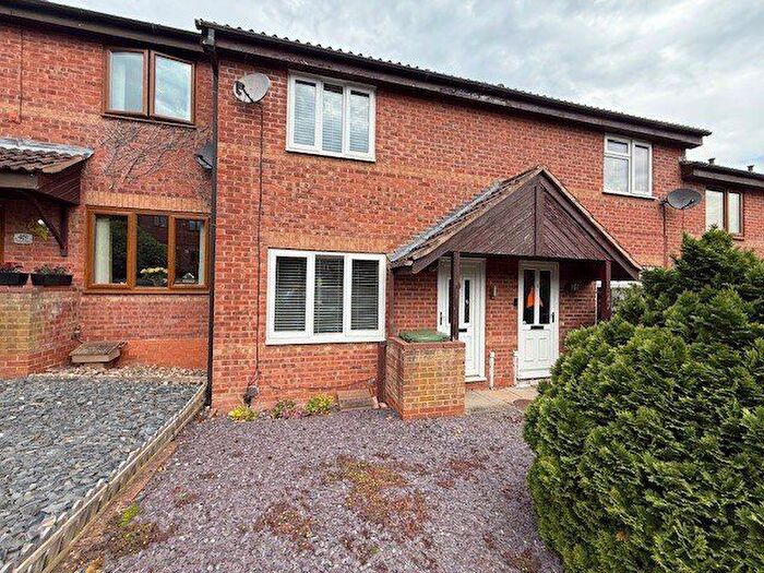 2 Bedroom Terraced House To Rent In Perryfields Close, Redditch, Worcestershire, B98