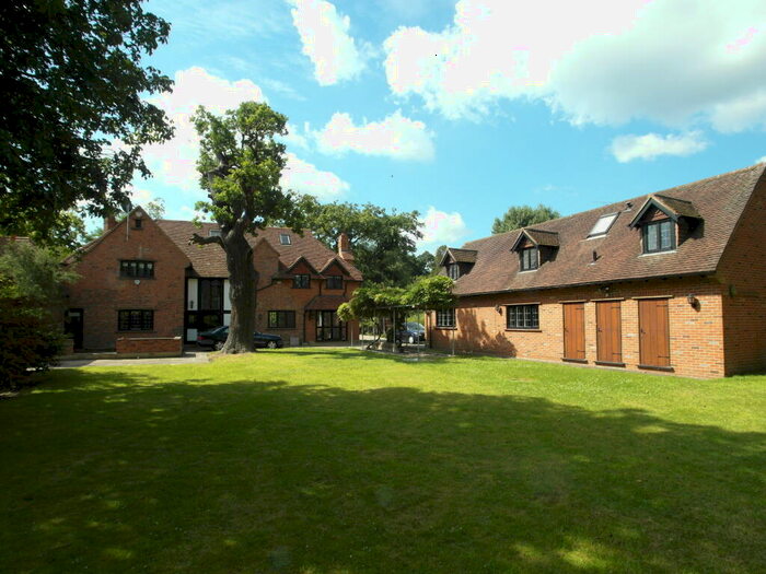 5 Bedroom House To Rent In Fife Road, East Sheen, London, SW14