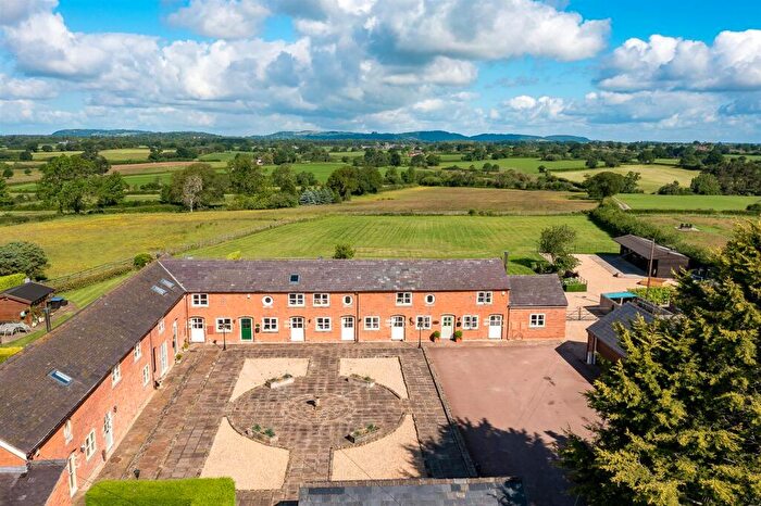 4 Bedroom Barn Conversion For Sale In Meadow Acre, Wrenbury Frith, Nantwich, CW5
