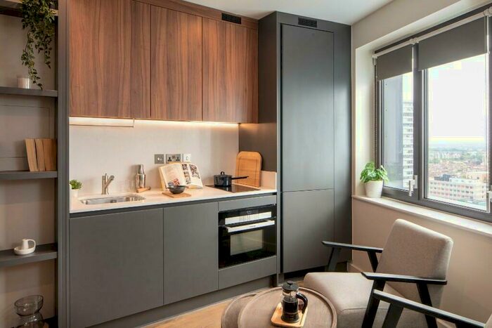 Studio To Rent In Enclave: Croydon, College Road, East Croydon, London, CR0