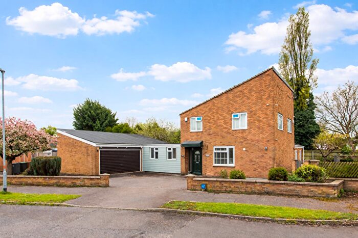 5 Bedroom Detached House For Sale In Grove Way, Finedon, NN9