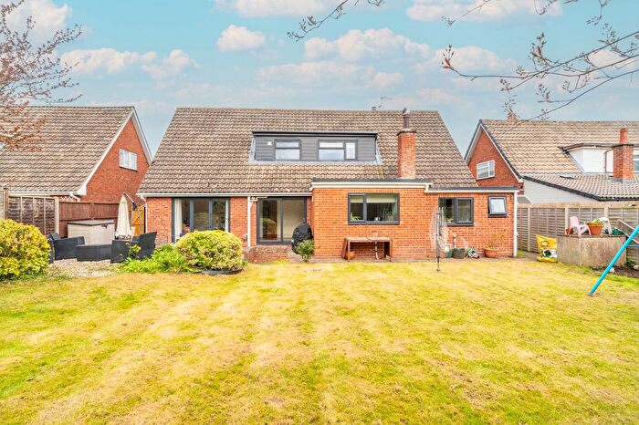 4 Bedroom Detached House For Sale In Leys Road, Harvington, WR11