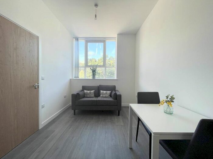 1 Bedroom Flat To Rent In Bingley Road, Bradford, BD9