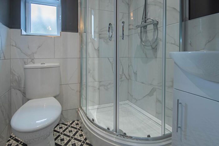 1 Bedroom Flat To Rent In Room Birley Street, Stapleford, NG9