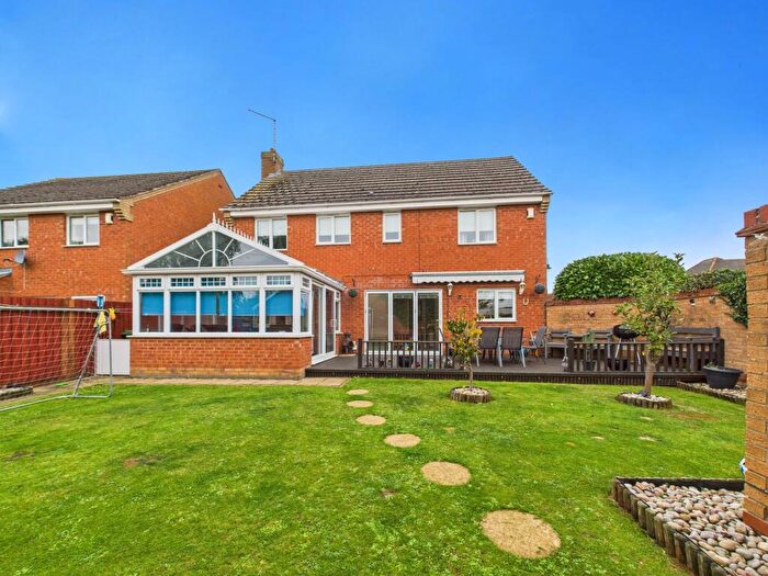 4 Bedroom Detached House For Sale In Hargate Way, Hampton Hargate, PE7