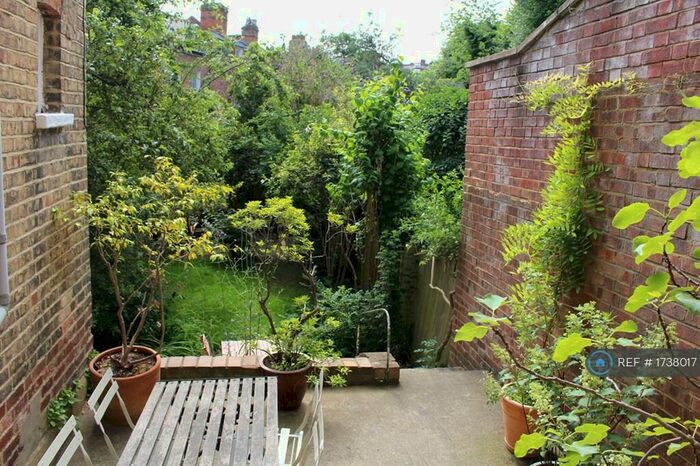 1 Bedroom Flat To Rent In Northwood Road, London, N6