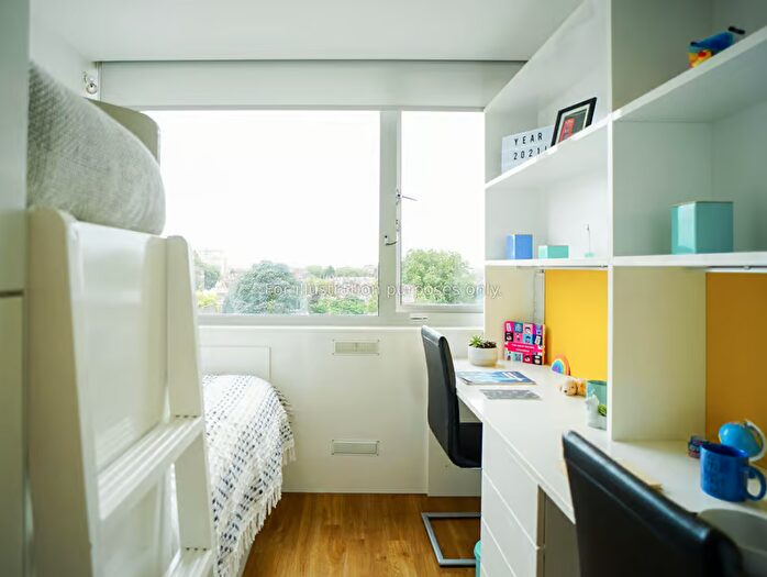 1 Bedroom Studio To Rent In Chelsea Lightfoot Hall, Manresa Road, London, SW3