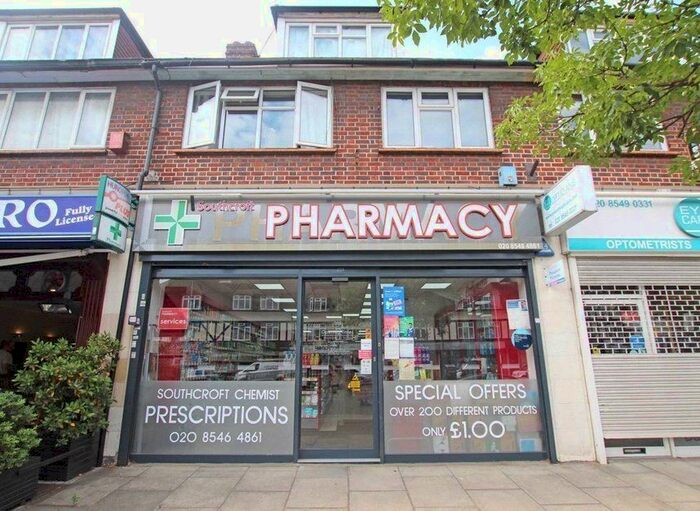 2 Bedroom Flat To Rent In Richmond Road, Kingston Upon Thames, KT2