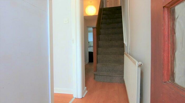 3 Bedroom End Of Terrace House To Rent In Wyndham Place, Cardiff, CF11