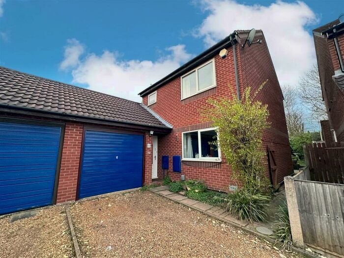 4 Bedroom Detached House To Rent In Wenman Court, Norwich, NR5