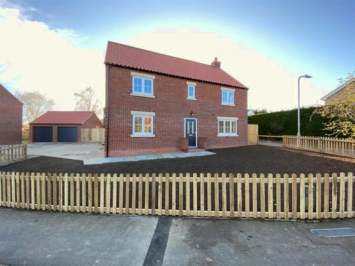 4 Bedroom Detached House For Sale In Grantham Road, Ropsley, Grantham NG33