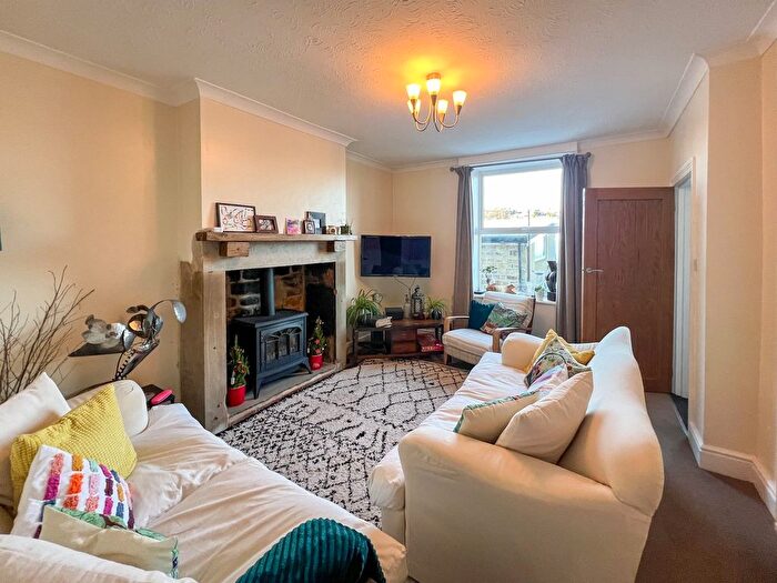2 Bedroom Terraced House To Rent In Back Lane, Holmfirth, HD9