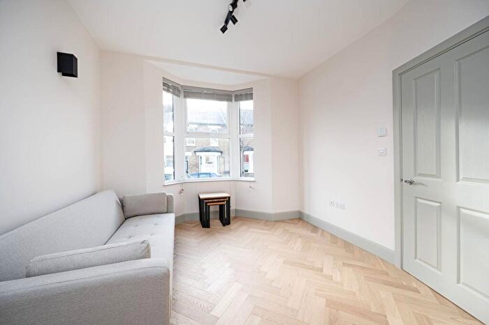 4 Bedroom Terraced House For Sale In Bushberry Road, Hackney, London, E9