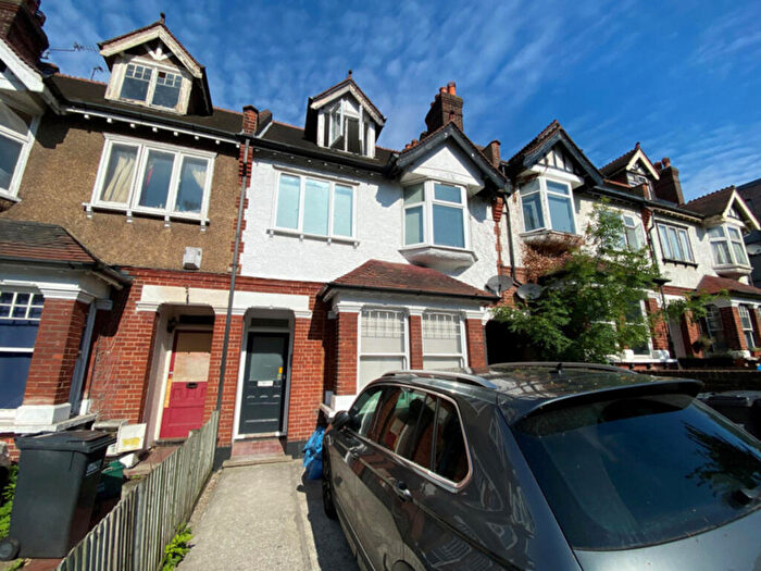 1 Bedroom Flat To Rent In Heathfield Road, Croydon, CR0