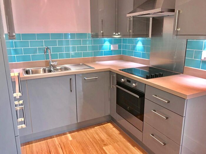 2 Bedroom Flat To Rent In Market Street, Bracknell, RG12