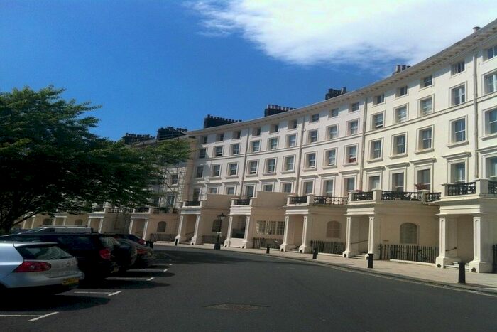 Studio To Rent In Adelaide Crescent, Hove BN3