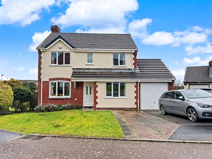 4 Bedroom Detached House For Sale In Saddlers Way, Okehampton, EX20