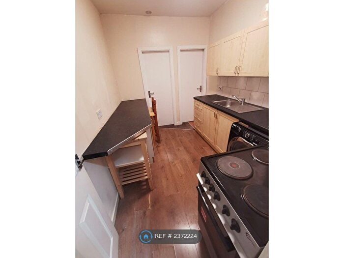 2 Bedroom Flat To Rent In Kensington, Liverpool, L7