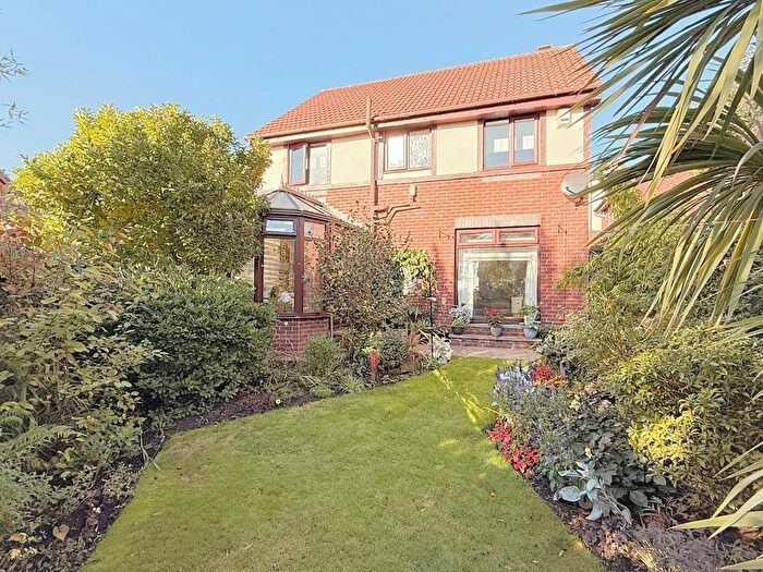 4 Bedroom Detached House For Sale In Sheridan Way, Pudsey, LS28