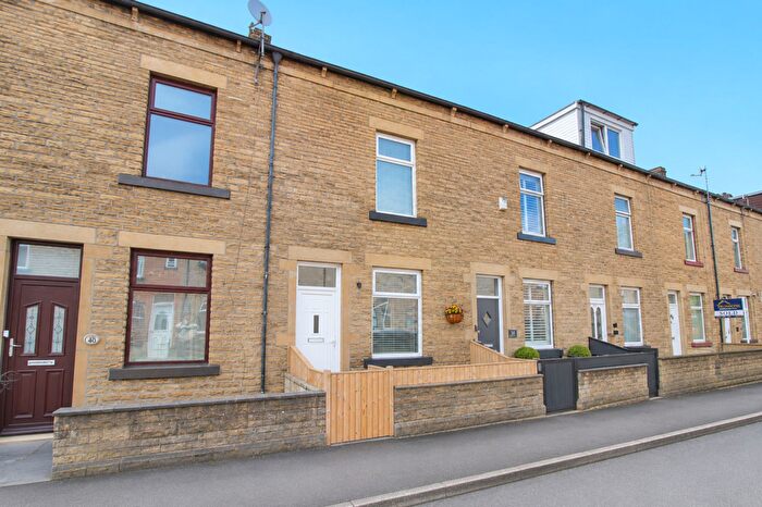 3 Bedroom Terraced House For Sale In Cambridge Street, Todmorden, OL14