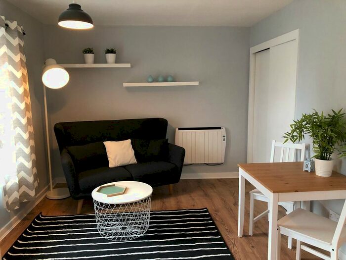 Studio To Rent In Studio Apartment, King Street, AB24