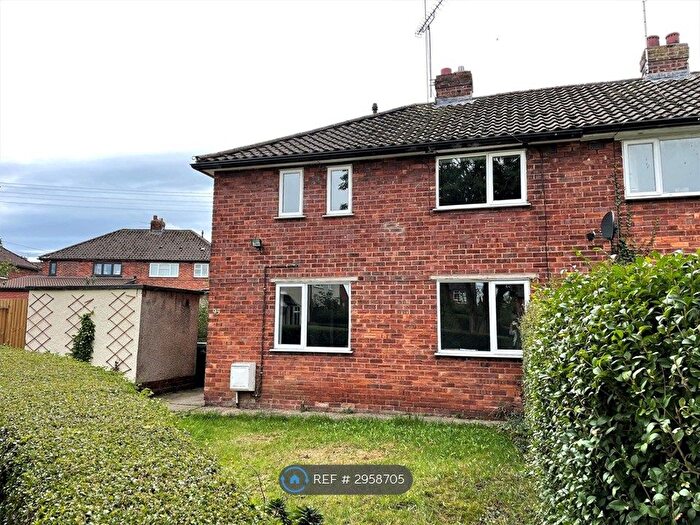 3 Bedroom End Terrace House To Rent In Hammonds Place, Oswestry, SY11