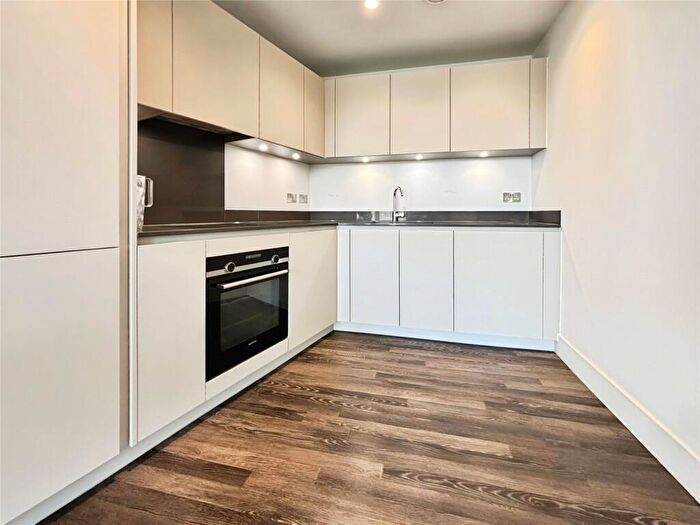 1 Bedroom Flat To Rent In Arklow Road, London, SE14