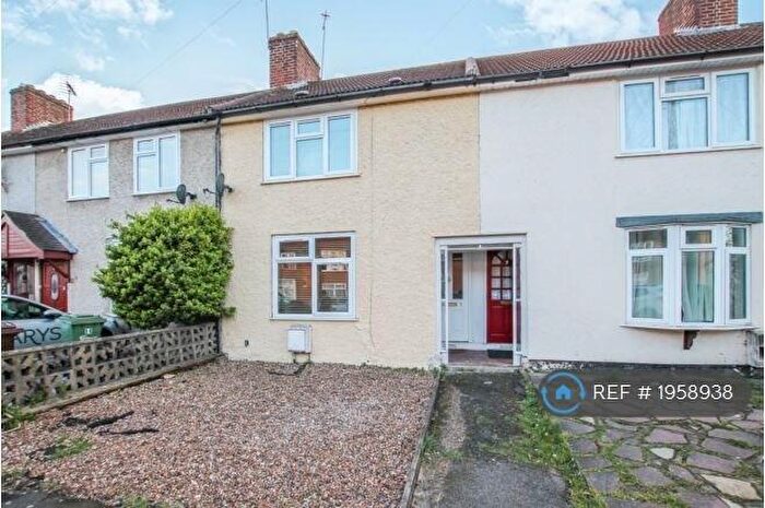 2 Bedroom Terraced House To Rent In Rogers Road, Dagenham, RM10