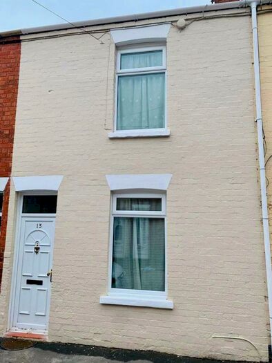 4 Bedroom Terraced House To Rent In Way Student Let, GL1