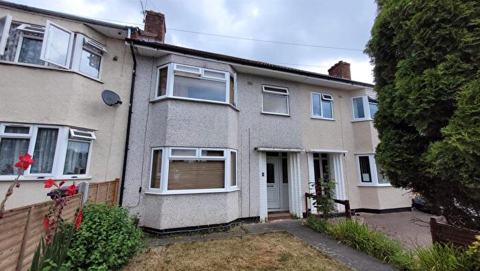 3 Bedroom Terraced House To Rent In Dundridge Lane, St George, BS5