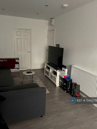 1 Bedroom Flat To Rent In Barnard Close, London, SE18