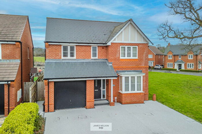 4 Bedroom Detached House For Sale In Bellflower Road, Wimborne, BH21