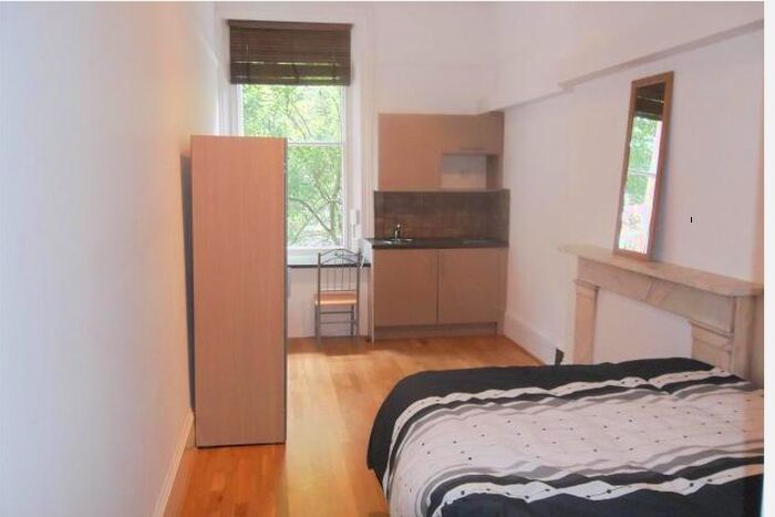 Studio To Rent In Belsize Avenue, Belsize Park, NW3