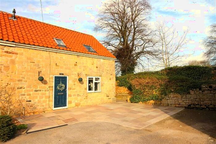 2 Bedroom Barn Conversion To Rent In Winnowing Barn Court, Manor Farm Gardens, South Anston, Sheffield, S25