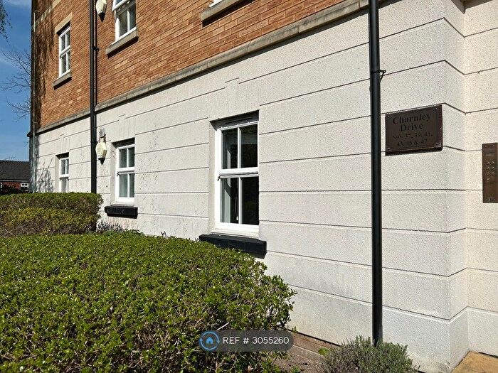 2 Bedroom Flat To Rent In Charnley Drive, Leeds, LS7