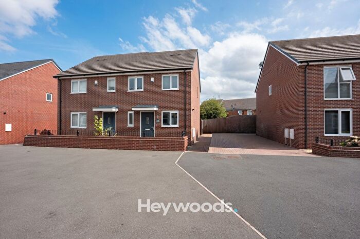 2 Bedroom Semi-detached House For Sale In Boothen Old Road, Stoke-On-Trent, ST4