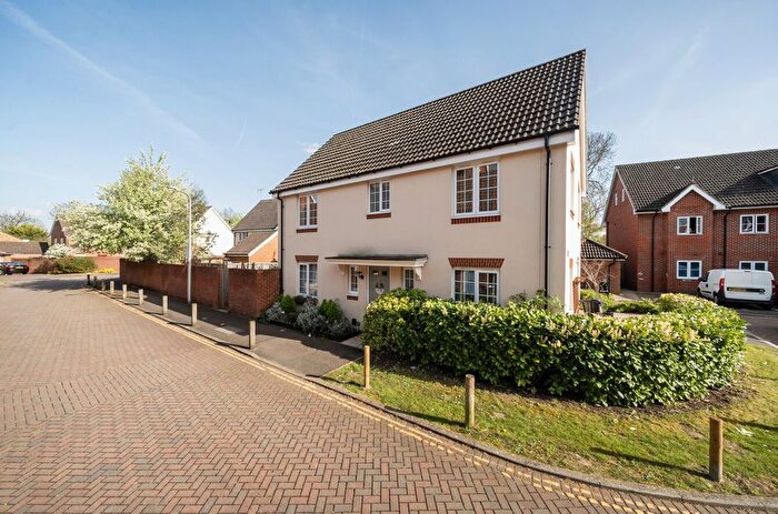 4 Bedroom Detached House For Sale In Wayside, Winnersh, Wokingham, Berkshire, RG41